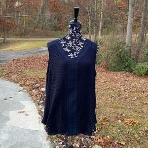 Roz & Ali Navy Blue V-Neck Sleeveless Blouse Size 2X